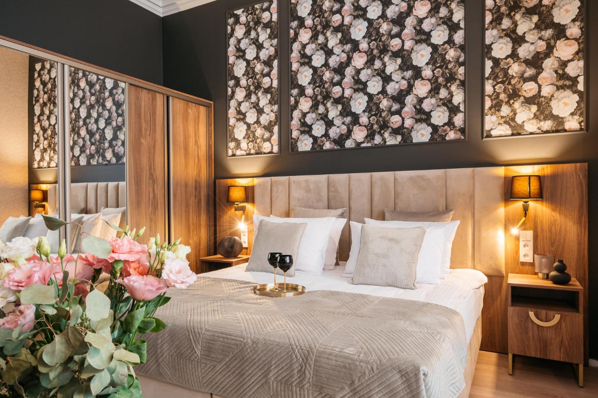 Apartamento White Lotus - Loftaffair Collection Cracovia Exterior foto